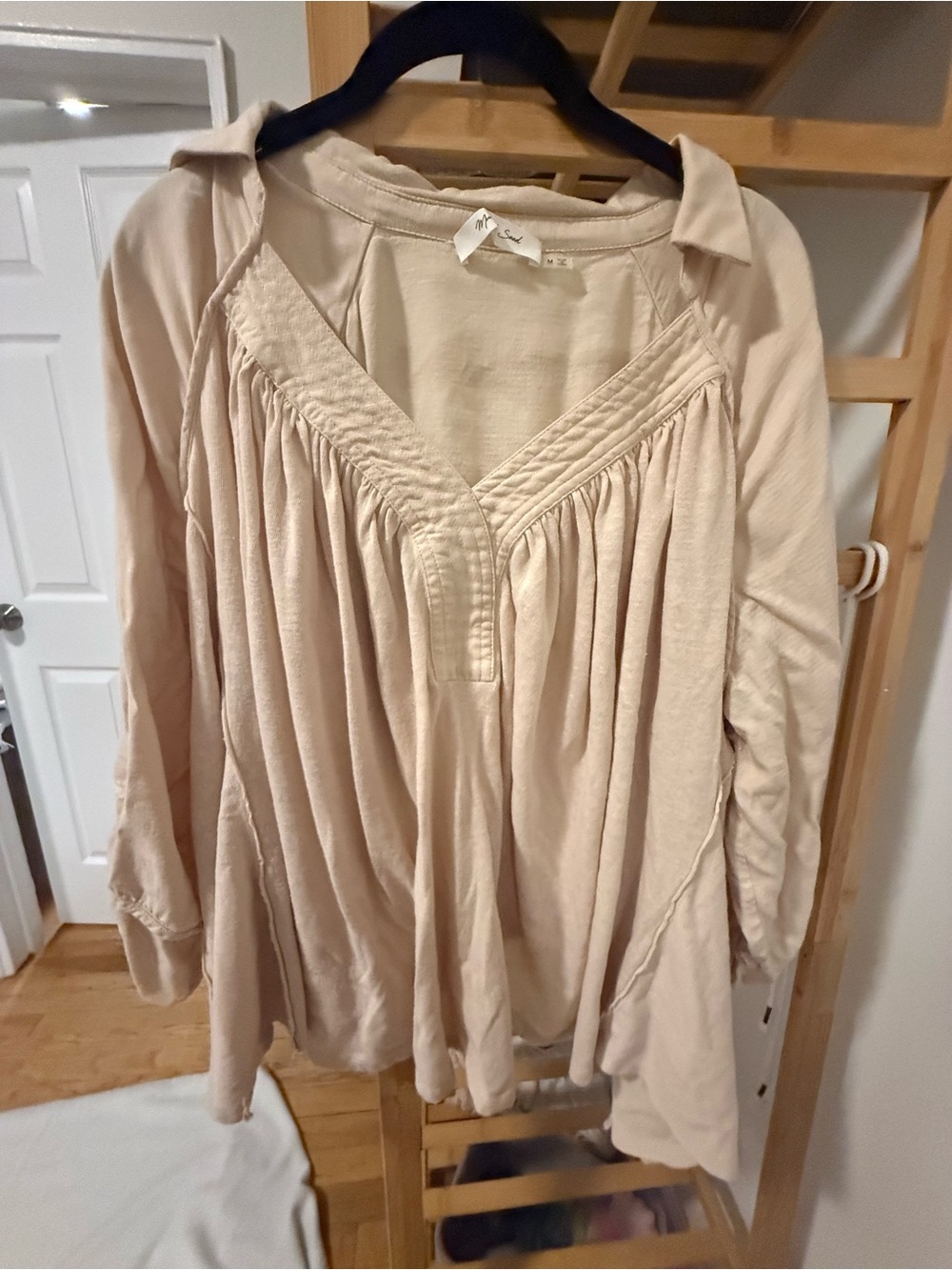 Women's Cream Gathered V-Neck Long Sleeve Top